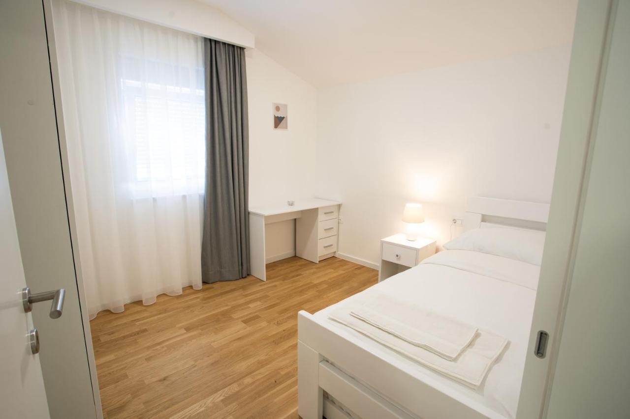 ליובוסקי Apartmani Centar מראה חיצוני תמונה