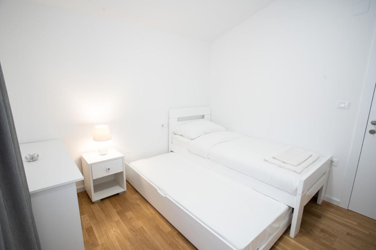 ליובוסקי Apartmani Centar מראה חיצוני תמונה