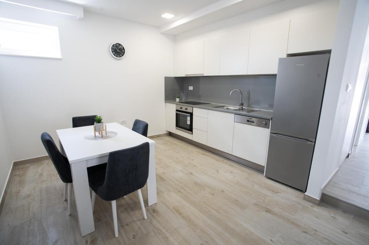 ליובוסקי Apartmani Centar מראה חיצוני תמונה