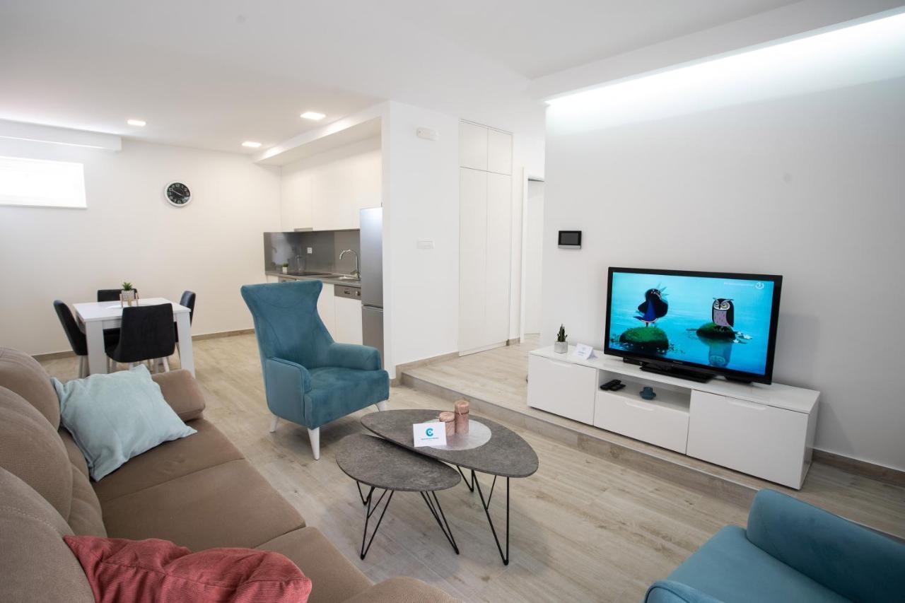 ליובוסקי Apartmani Centar מראה חיצוני תמונה
