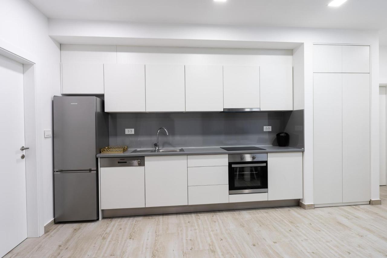 ליובוסקי Apartmani Centar מראה חיצוני תמונה