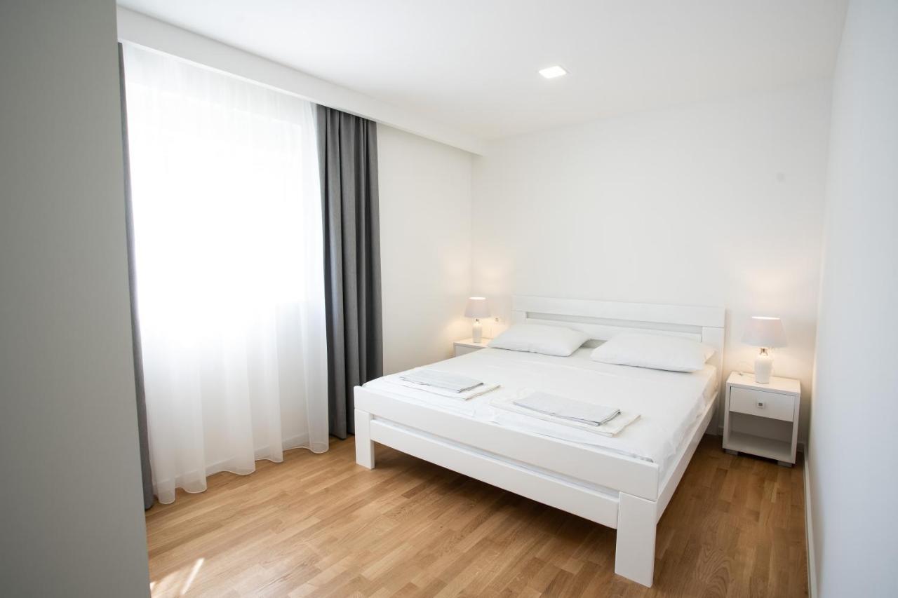 ליובוסקי Apartmani Centar מראה חיצוני תמונה