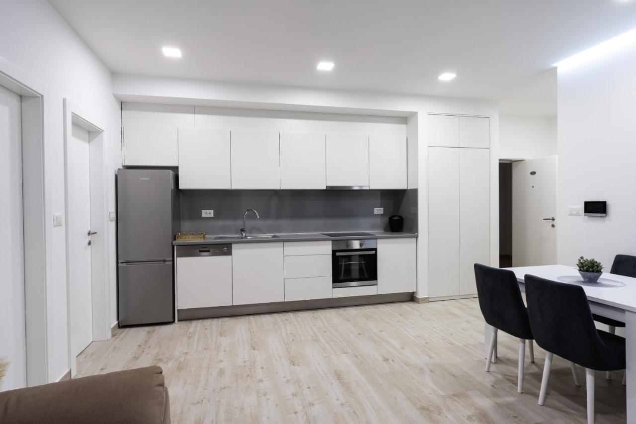 ליובוסקי Apartmani Centar מראה חיצוני תמונה
