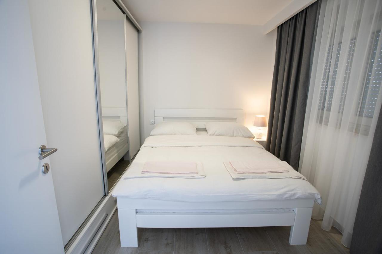ליובוסקי Apartmani Centar מראה חיצוני תמונה