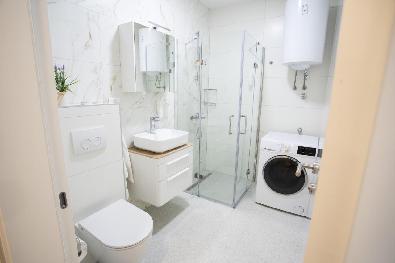 ליובוסקי Apartmani Centar מראה חיצוני תמונה